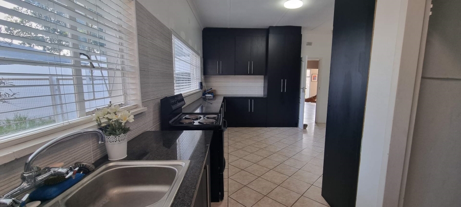 5 Bedroom Property for Sale in Dan Pienaar Free State